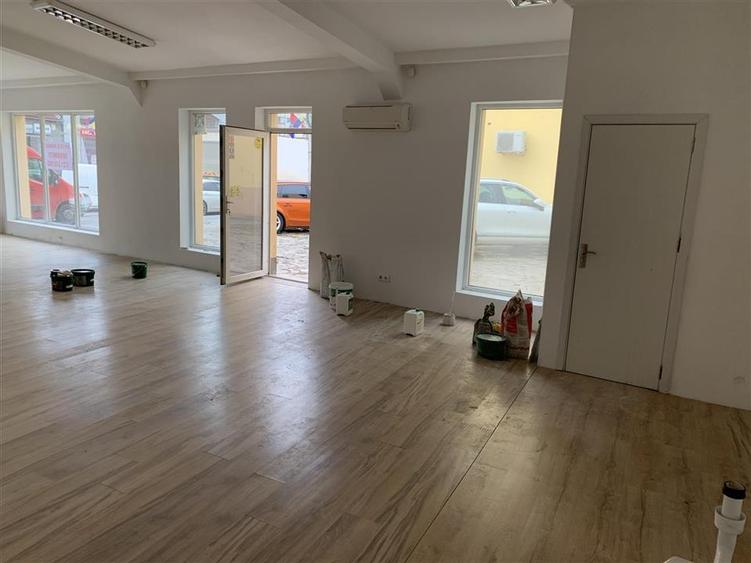 Spațiu comercial, de 89 mp, în Decebal