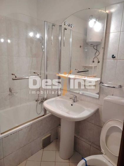 Apartament cu 2 camere semidecomandat în Crângași