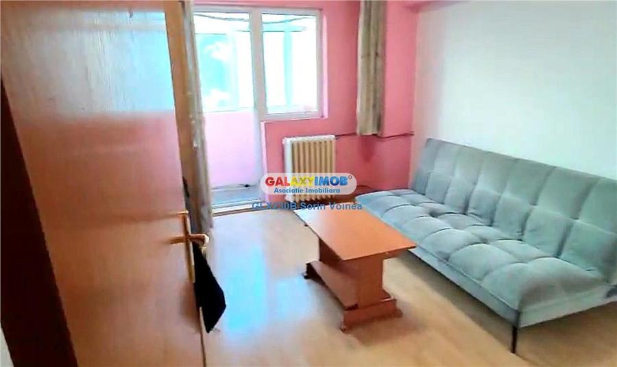 Apartament cu 4 camere semidecomandat, mobilat în Colentina