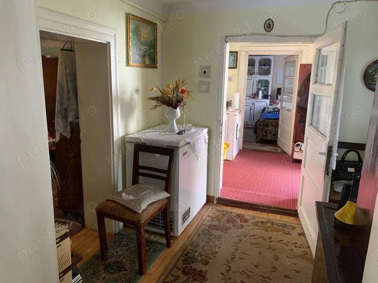Casă cu 3 camere cu Teren 439 Mp în Central