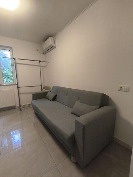 Garsoniera Cet renovata nou et 2/4 cu încălzire Radet și boiler - 6
