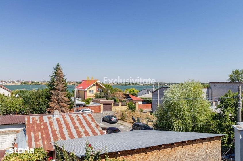 Casă cu 7 camere cu Teren 484 Mp în Industriilor