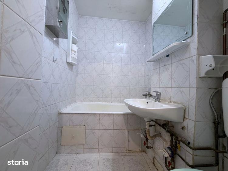 Se vinde 2 camere | etaj 2/10 | bloc reabilitat | Str. Luica 13 | 1973 - 1