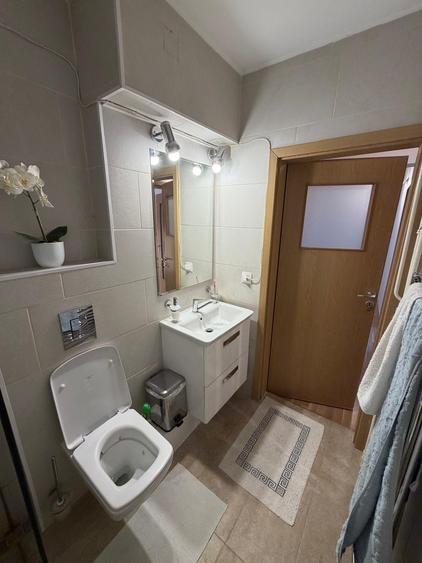 Apartament cu 3 camere decomandat, mobilat în Iancului