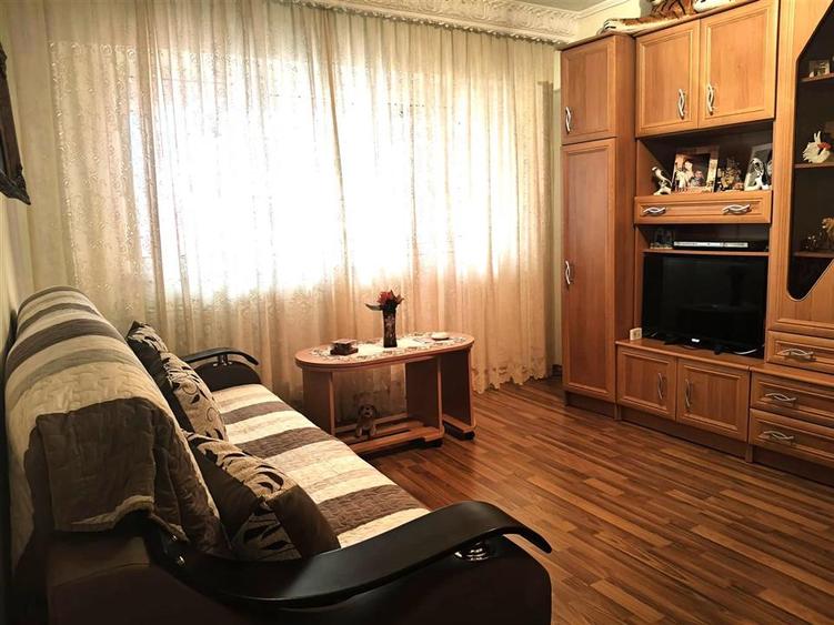 Apartament cu 2 camere decomandat în Obor