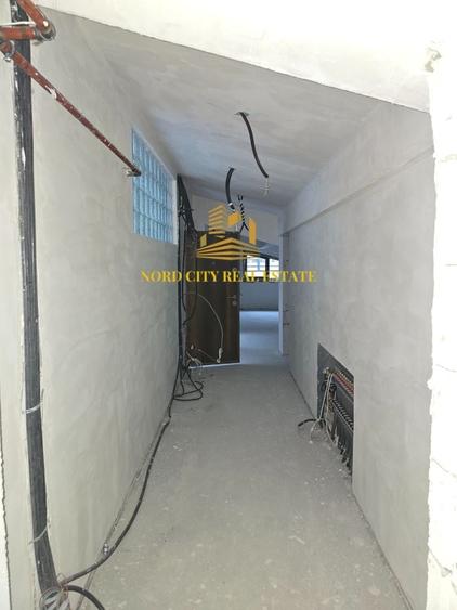 Apartament cu 3 camere decomandat în Băneasa