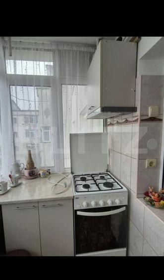 Apartament cu 3 camere decomandat, mobilat în Cug