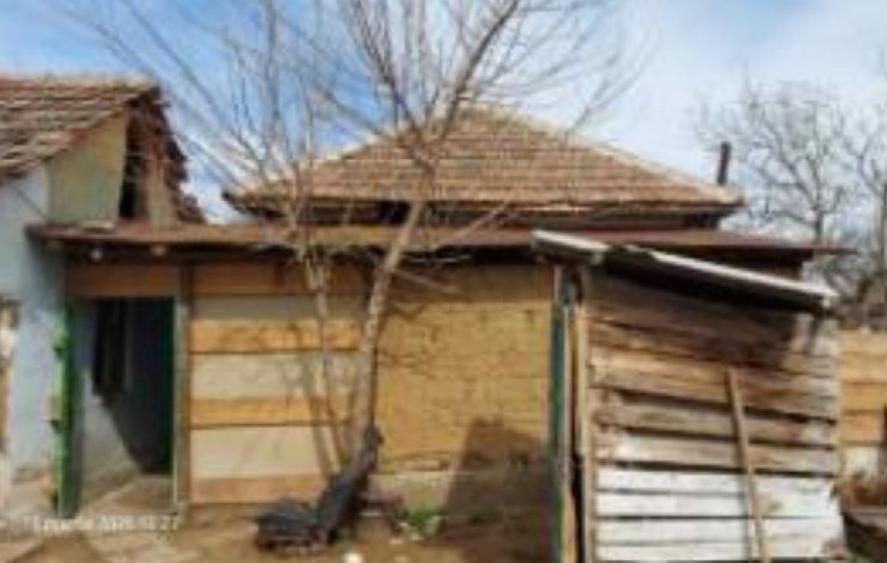 Casa si teren-Com. Devesel, Jud. Mehedinti, - 3