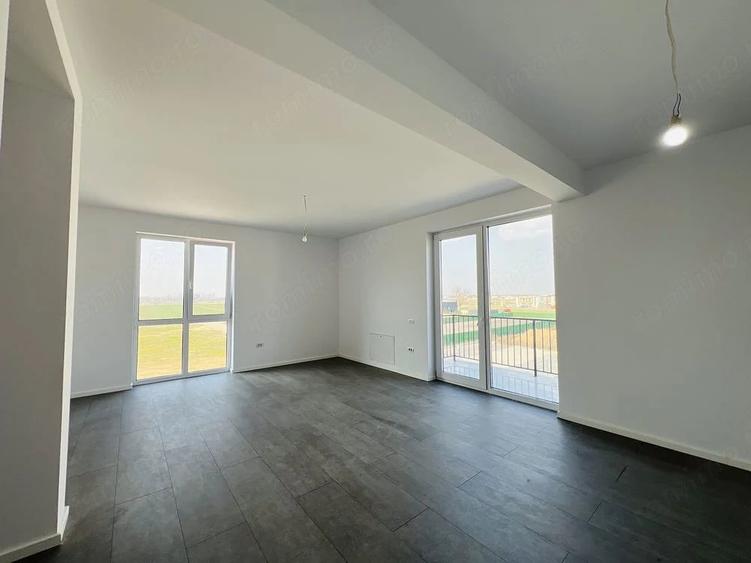 Apartament cu 2 camere semidecomandat în Moșnița Veche