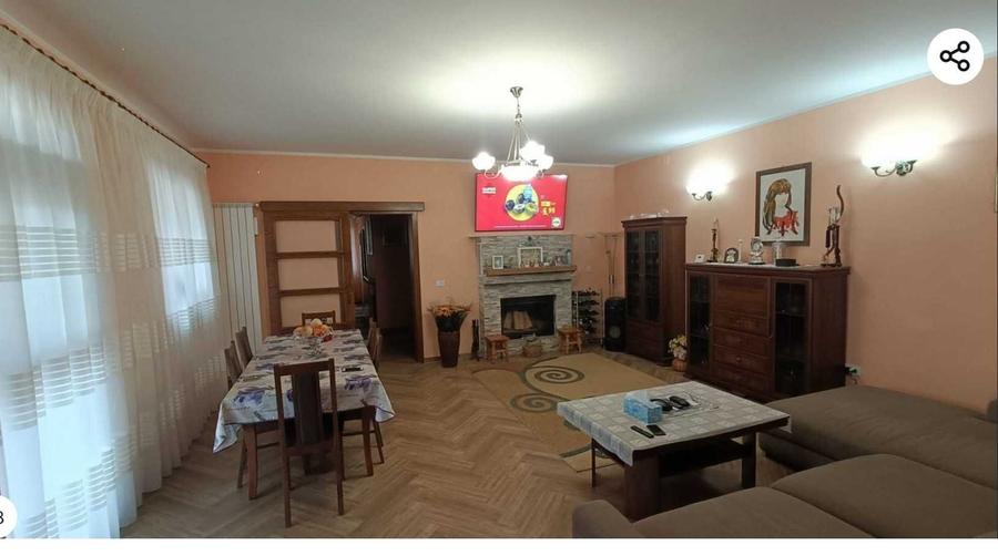 Casă cu 4 camere cu Teren 610 Mp în Falaștoaca