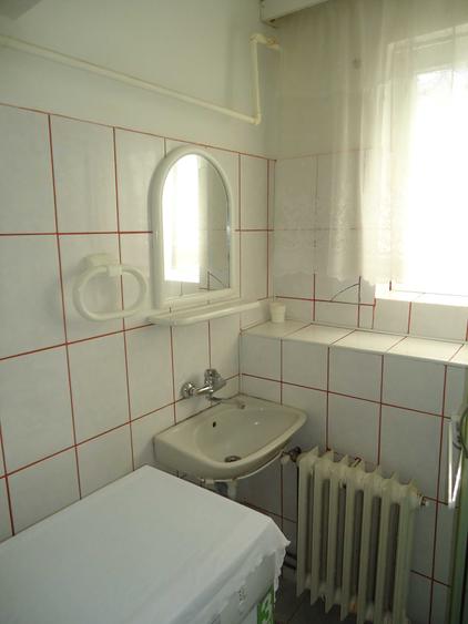 Garsonieră nedecomandată în Drumul Carului