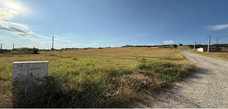 Teren Construcții intravilan de 1638 mp, în Central