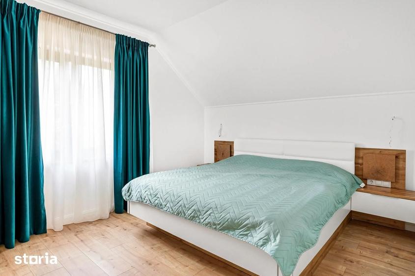Casă cu 6 camere cu Teren 1000 Mp în Exterior Vest