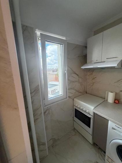 Casă cu 1 camere semidecomandat în Teiul Doamnei