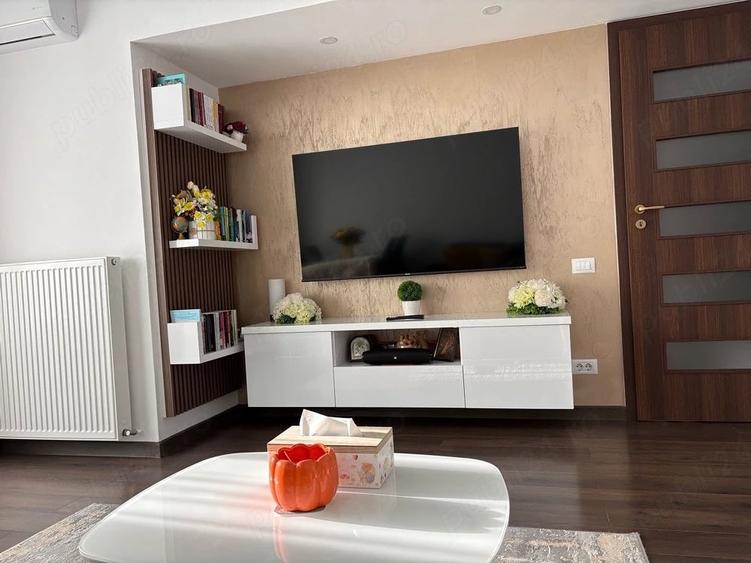Apartament cu 3 camere decomandat în Sânmartin