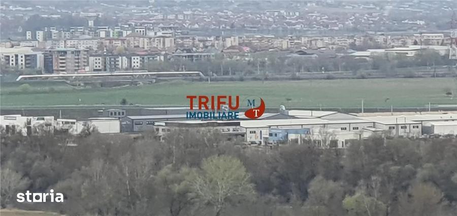 Teren de 5300 mp, în Ciugud