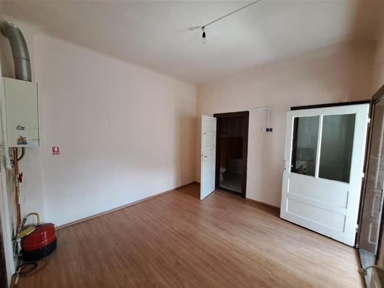Casă individuală cu 2 camere cu Canalizare în Gheorgheni