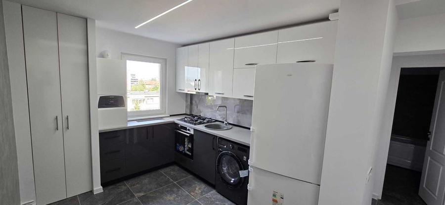 Apartament cu 2 camere decomandat în Griviței