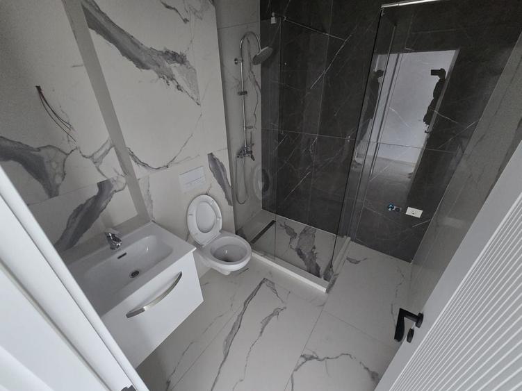 Apartament cu 2 camere decomandat în Giroc