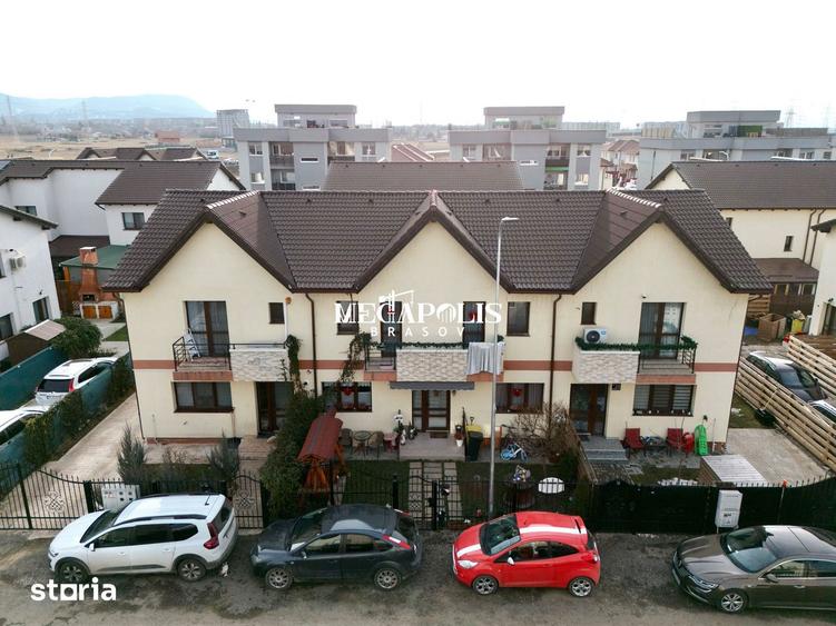 Casă cu 4 camere cu Canalizare în Sânpetru