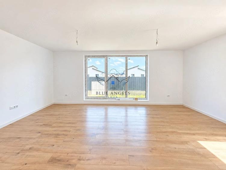 Casă cu 6 camere cu Teren 300 Mp în Sânpetru