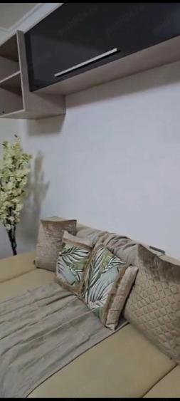 Apartament cu 3 camere semidecomandat în Tomis III
