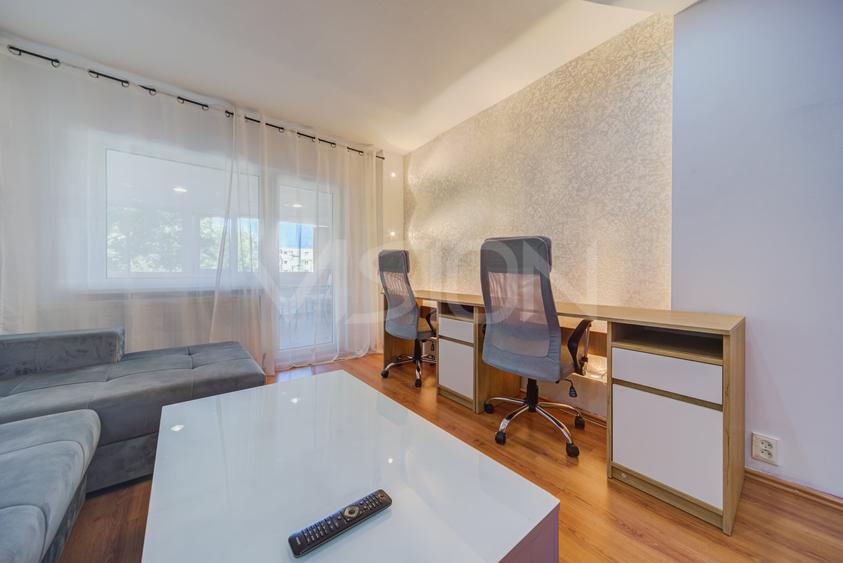 Apartament cu 3 camere decomandat în Zorilor