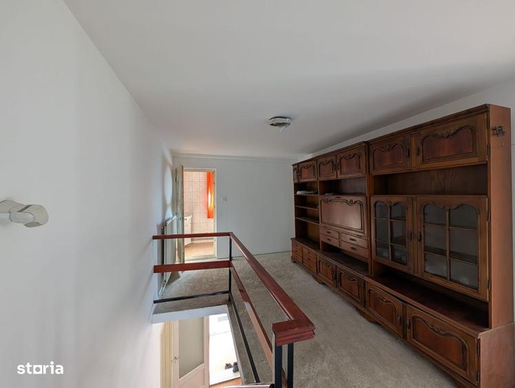 Casă cu 4 camere cu Teren 1300 Mp în Aluniș