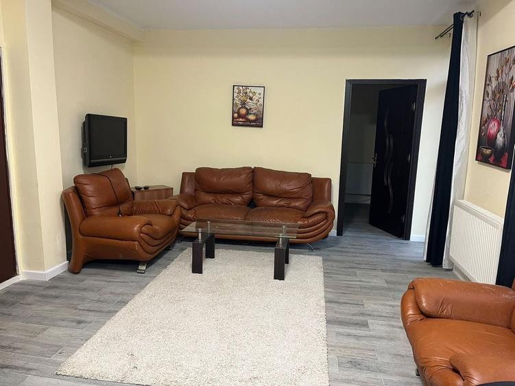 Apartament 2 camere, de inchiriat+ loc de parcare si terasa in curte - 1