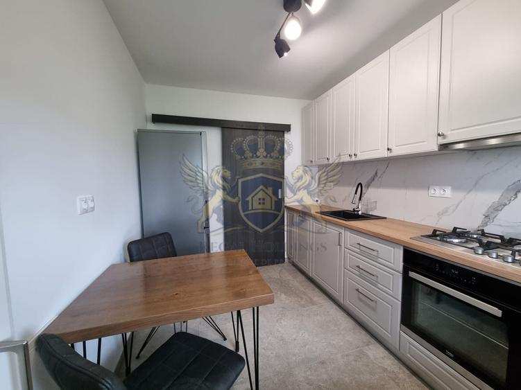 Apartament cu 2 camere decomandat în 13 Decembrie