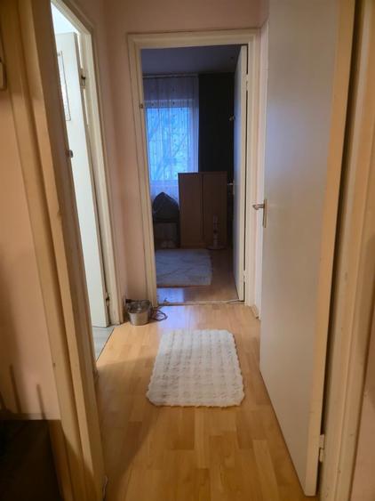 Apartament cu 2 camere decomandat în Podu Roș