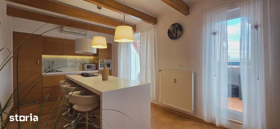 Apartament cu 4 camere în Central
