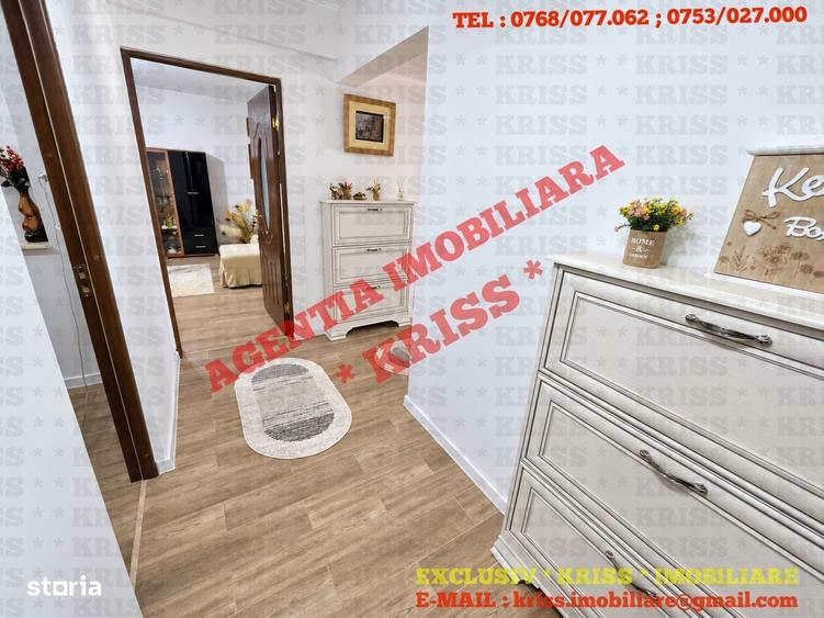 Apartament cu 3 camere decomandat în Popa Șapcă
