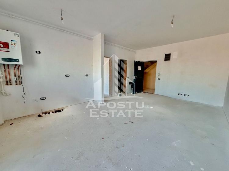 Apartament cu 2 camere semidecomandat în Giroc