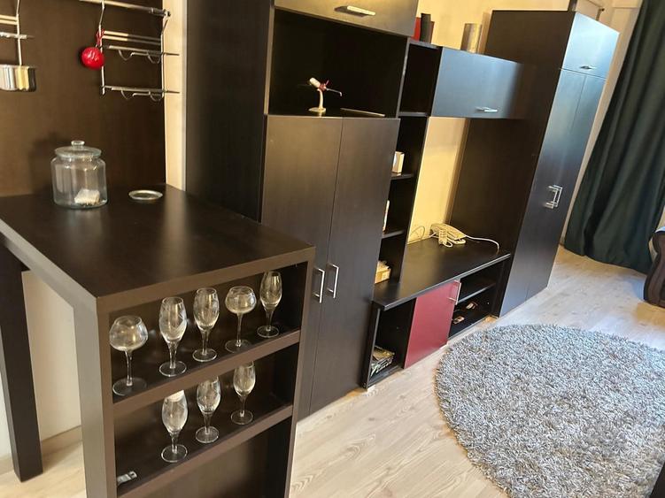 Apartament cu 2 camere decomandat, mobilat în Aviației