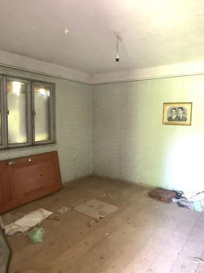 Casă individuală cu 2 camere cu Teren 2518 Mp în Sascut