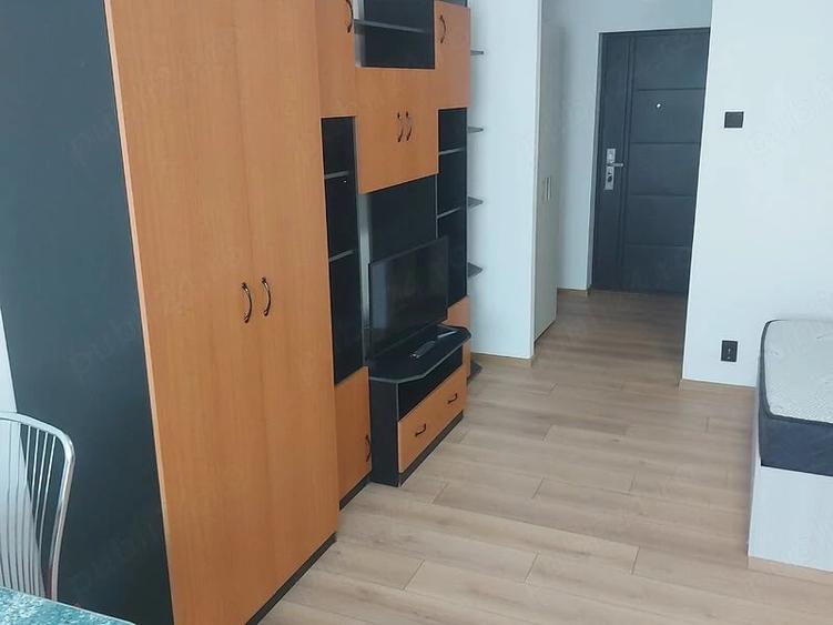 Garsonieră semidecomandată în Basarabia