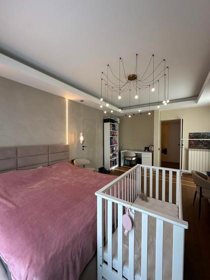 Penthouse cu 4 camere decomandat, mobilat în Herăstrău