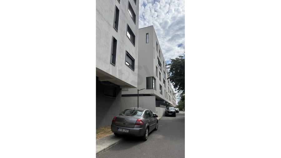 Apartament cu 2 camere decomandat, mobilat în Sisești
