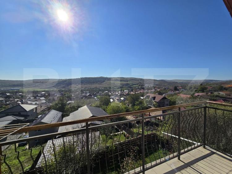 Duplex cu 6 camere cu Canalizare în Baciu