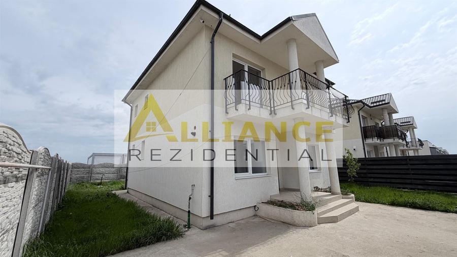 Casa individuala - 4 camere - 2 bai - 560mp teren - 3