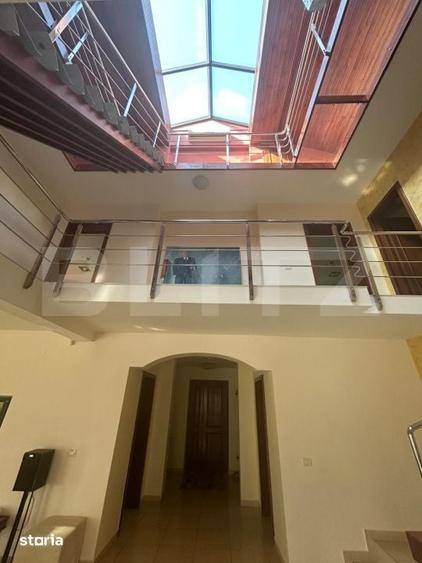 Casă cu 6 camere cu Teren 3982 Mp în Remetea Mare