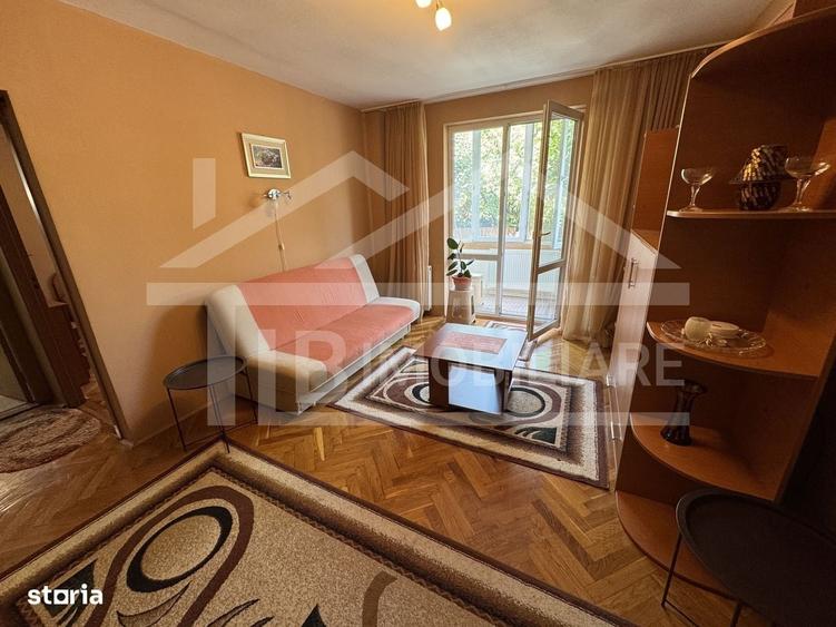 Apartament cu 2 camere semidecomandat în 7 Noiembrie