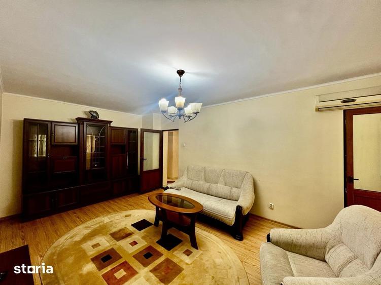 Apartament cu 4 camere decomandat, mobilat în Păcurari