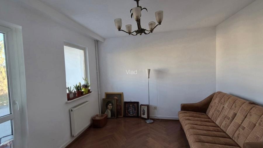 De vînzare 3 camere cartier ASTRA, direct proprietar