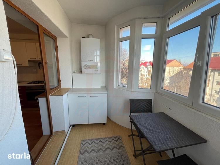 Garsonieră în Micro 38