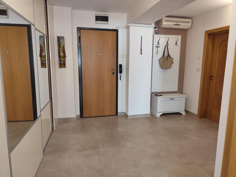 Apartament cu 2 camere decomandat, mobilat în Unirii
