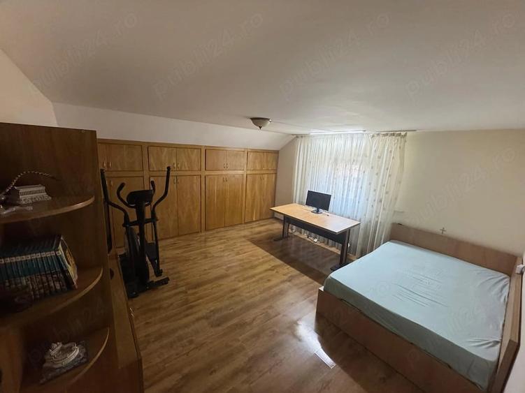 Casă cu Teren 320 Mp în Valea Mare