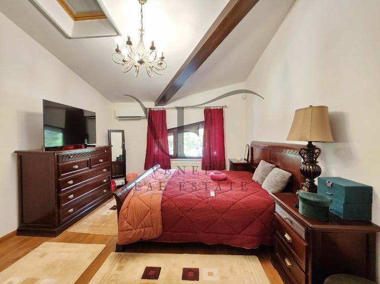 Vila 8 camere 3 bucatarii 3 bai terasa, 281 mp Barbu Vacarescu Stefan cel Mare  - 2