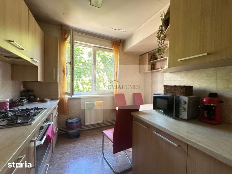 Apartament cu 4 camere în Grigorescu